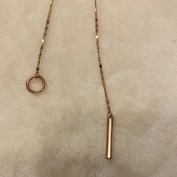 🌸 Rose Gold Layered Choker Necklace - Picture 7 of 12